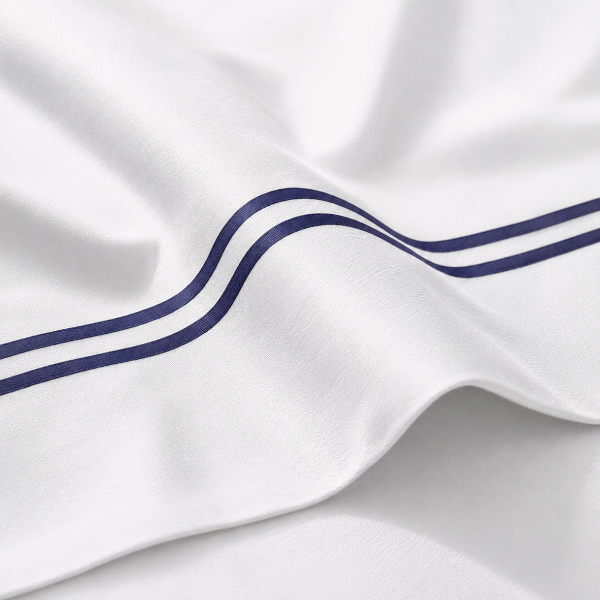 Taie d'oreiller satin de coton - Nîmes Bleu foncé / Blanc - CXL by Christian Lacroix Maison
